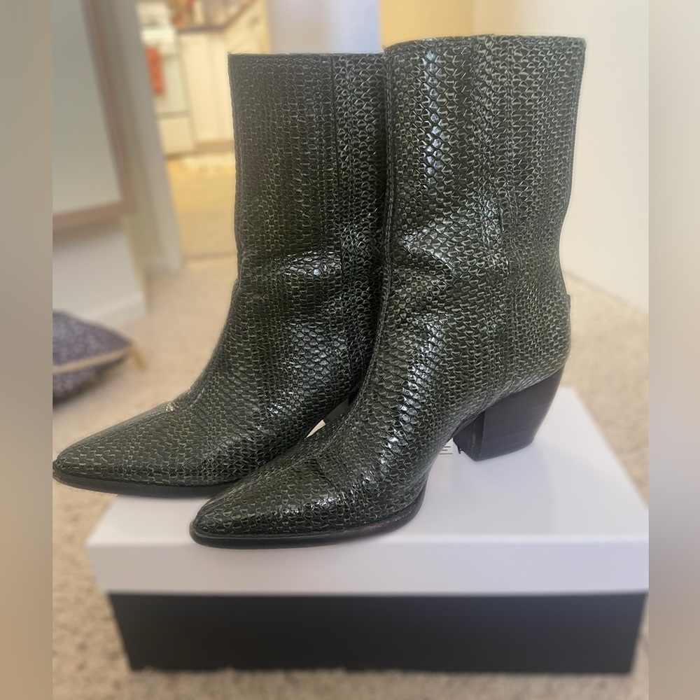 Dark green Matisse boots